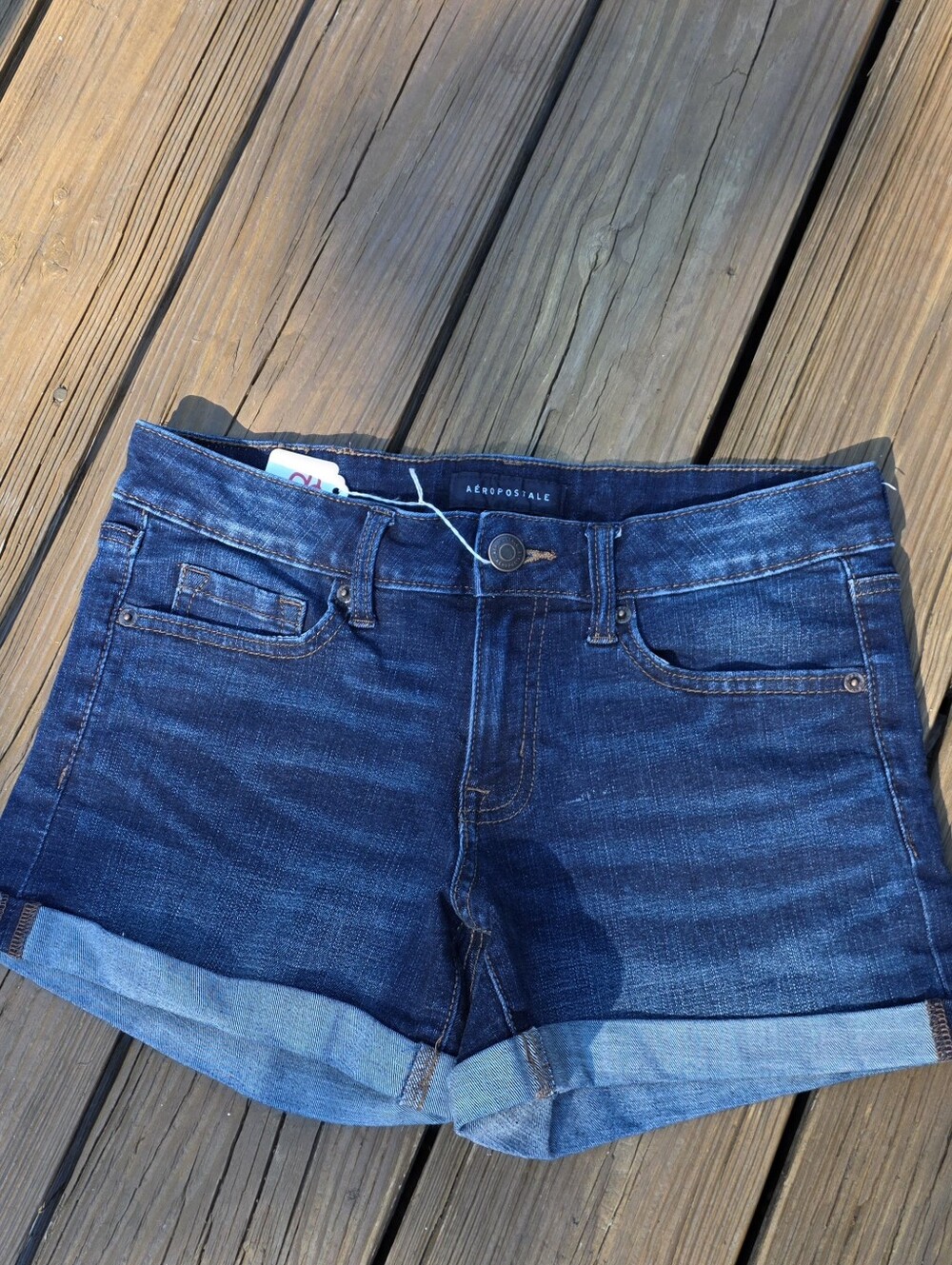 Aéropostale Dark Wash Cuffed Denim Jean Shorts size 6